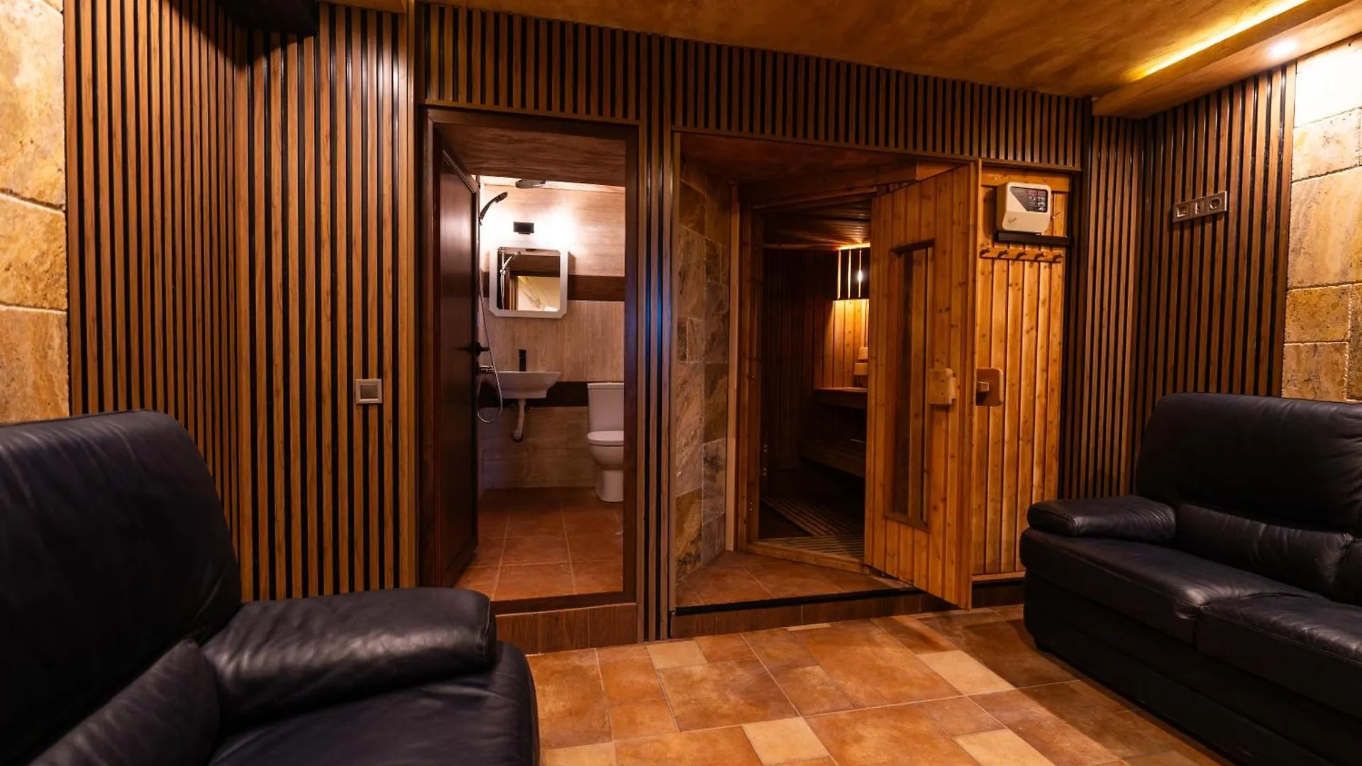 Family Hotel Bunara Brestnik
